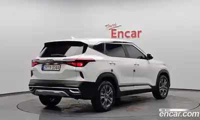 Kia Seltos 2023 1.6 Автомат в Москве № 121467, миниатюра 9