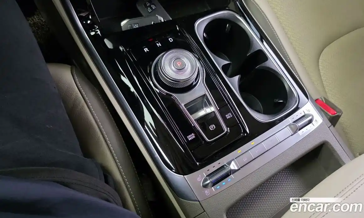 Kia Canival 2021 3.5 Автомат в Москве № 121702, фото 12