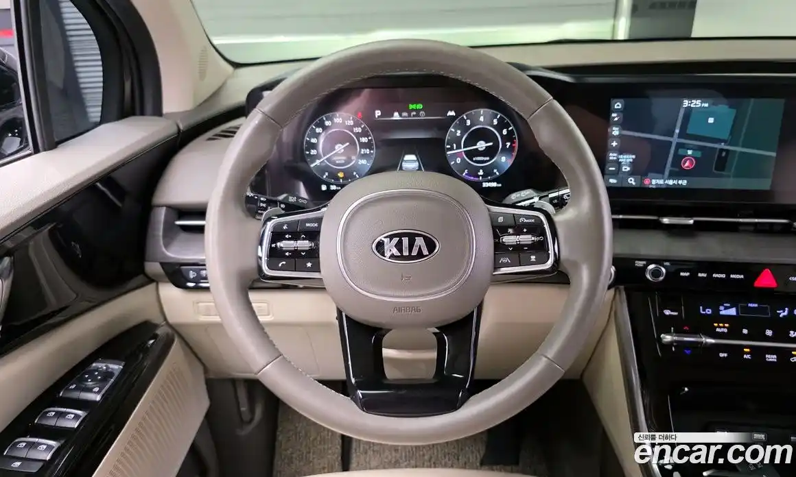 Kia Canival 2021 3.5 Автомат в Москве № 121702, фото 13