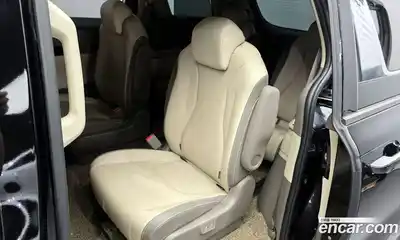 Kia Canival 2021 3.5 Автомат в Москве № 121702, миниатюра 2