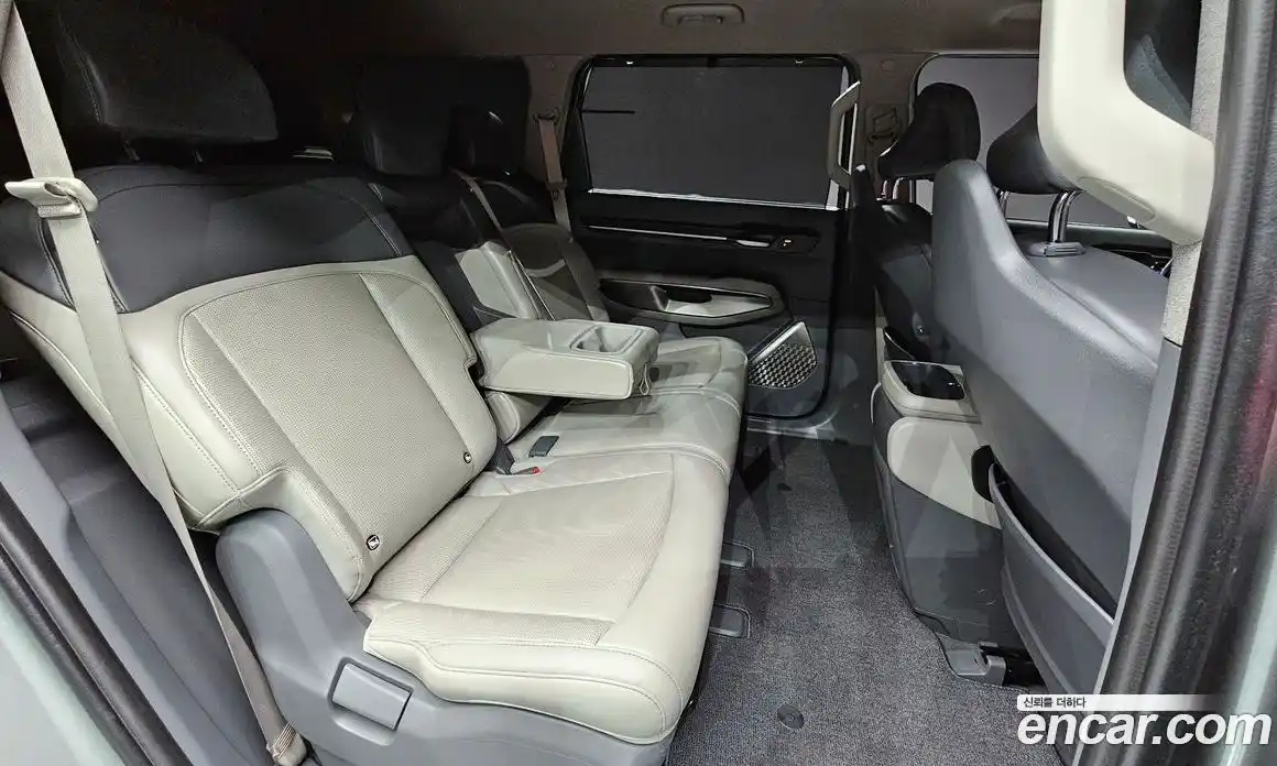 Kia EV9 2024 0.2 Автомат в Москве № 121970, фото 11