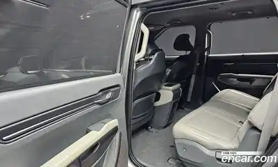 Kia EV9 2024 0.2 Автомат в Москве № 121970, миниатюра 3