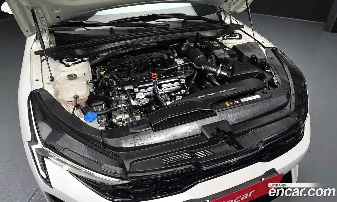 Kia K5 2024 1.6 Автомат в Москве № 122141, фото 1