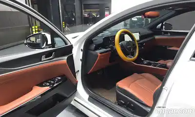 Kia K5 2024 1.6 Автомат в Москве № 122141, миниатюра 3