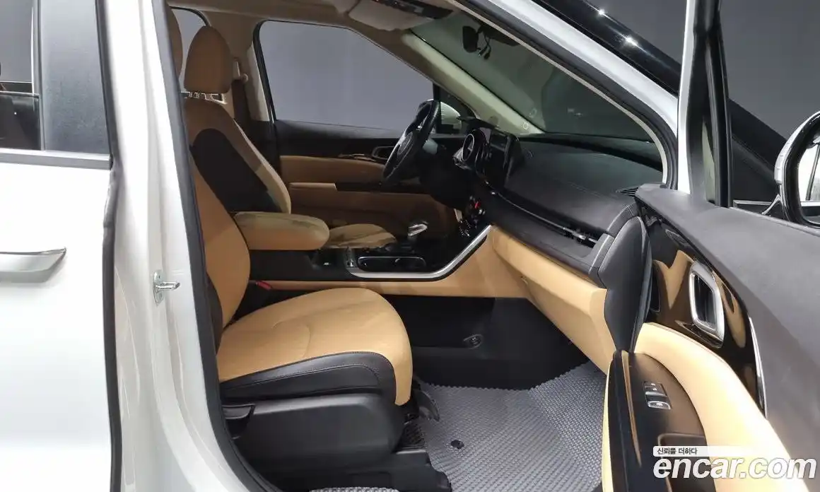 Kia Canival 2023 2.2 Автомат в Москве № 124320, фото 14