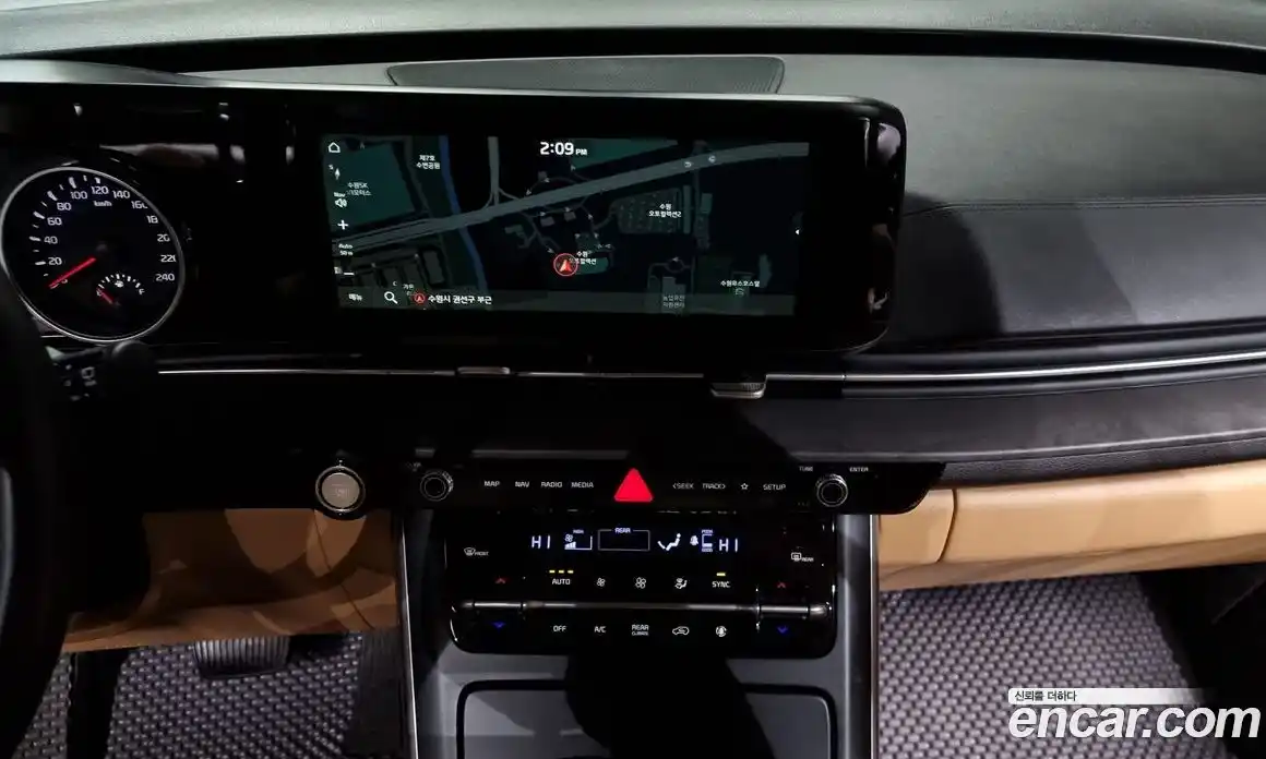 Kia Canival 2023 2.2 Автомат в Москве № 124320, фото 20