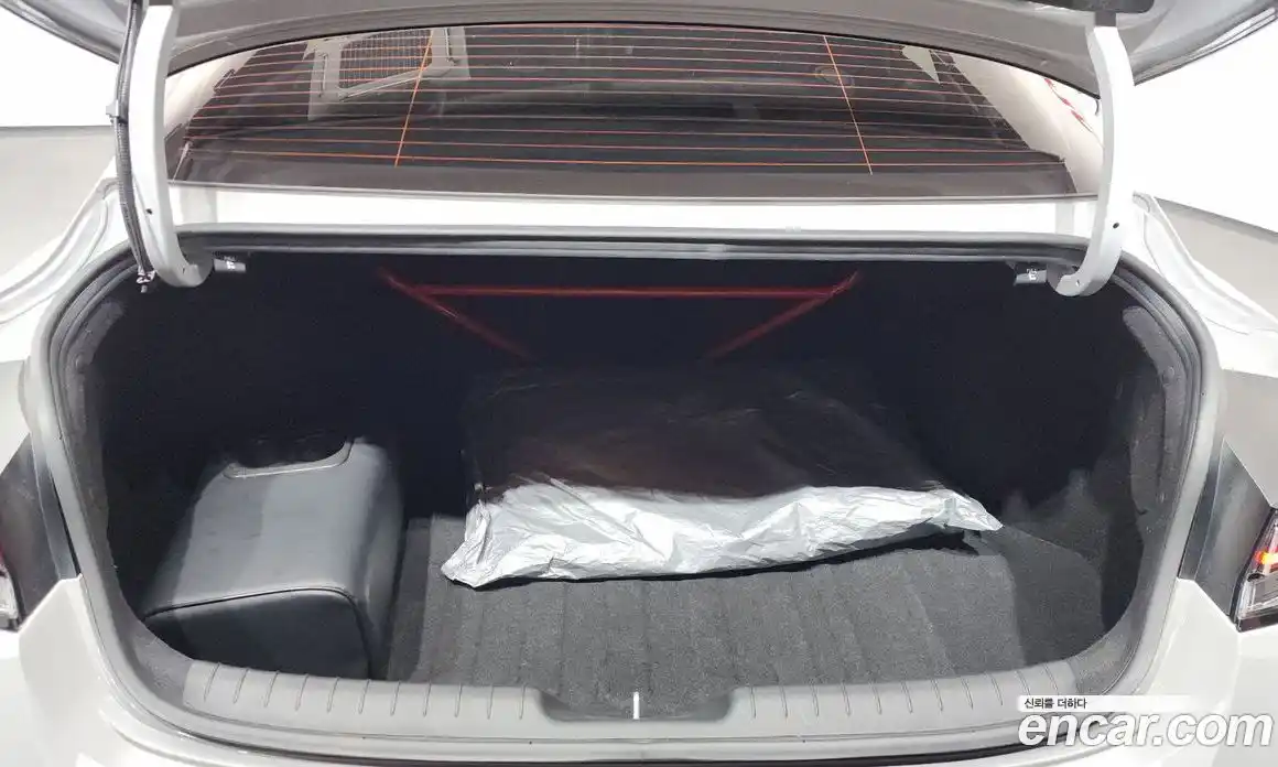 Hyundai Avante 2022 2.0 Автомат в Москве № 124545, фото 5