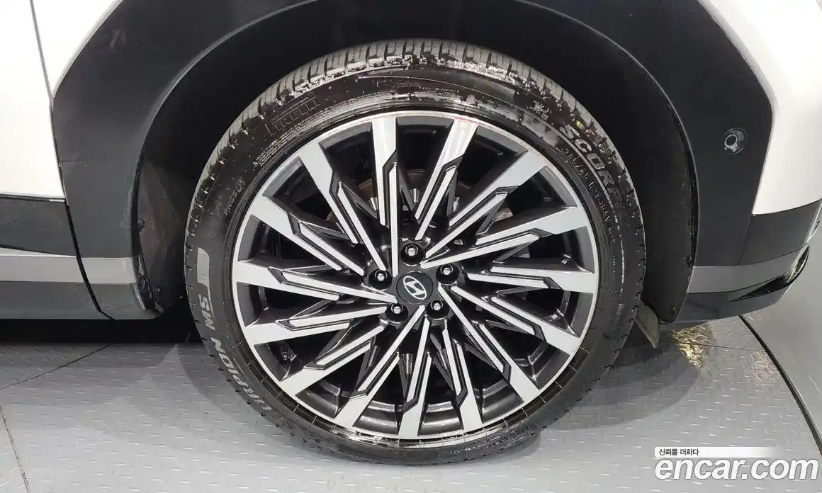 Hyundai Santa Fe 2024 2.5 Автомат в Москве № 124826, фото 17