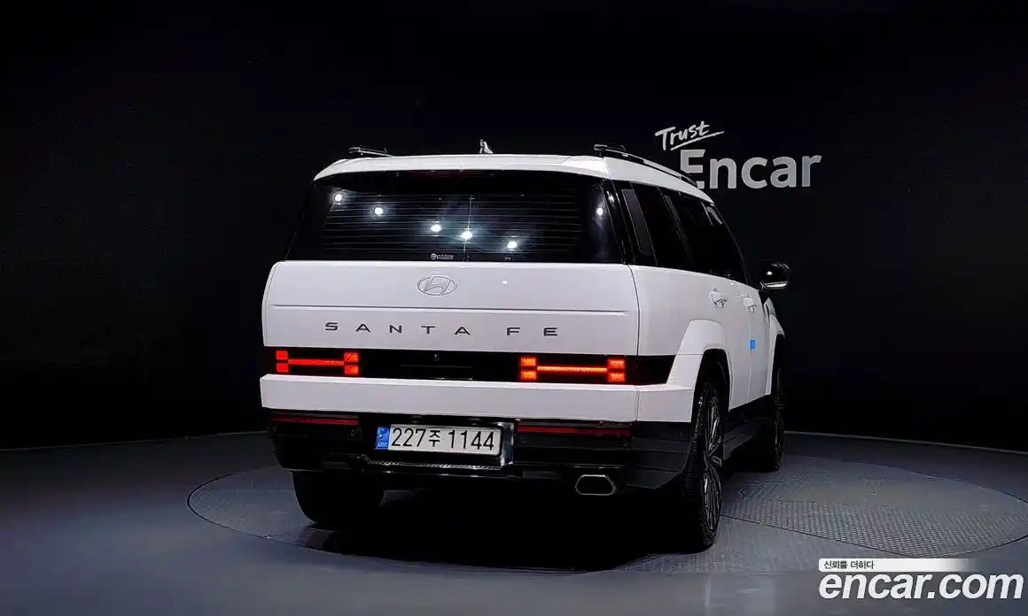 Hyundai Santa Fe 2024 2.5 Автомат в Москве № 124826, фото 10