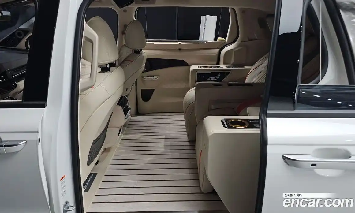 Kia Canival 2024 2.2 Автомат в Москве № 131742, фото 11