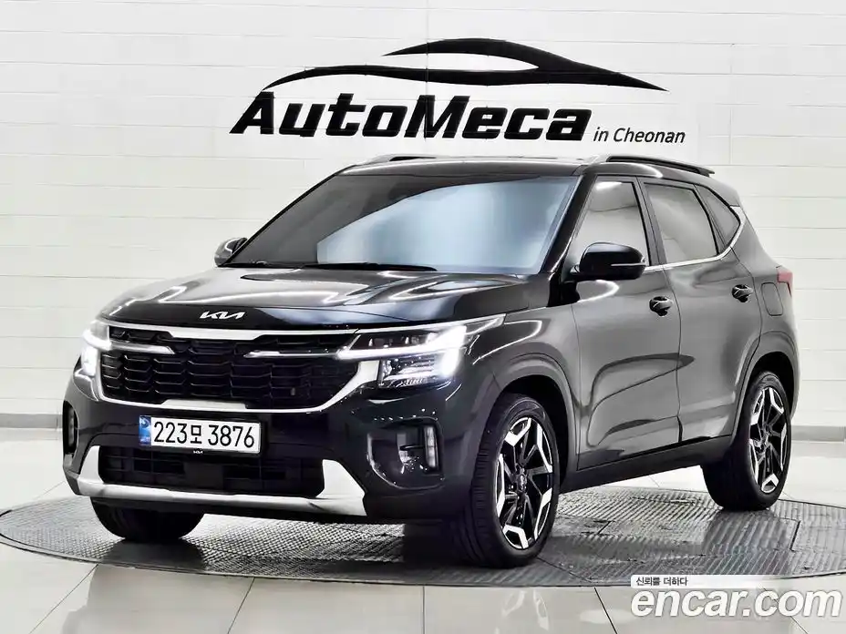 Kia Seltos 2024 1.6 Автомат в Москве № 132039, фото 1