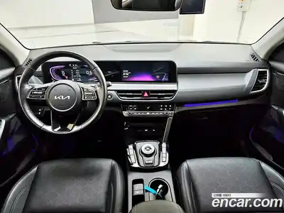 Kia Seltos 2024 1.6 Автомат в Москве № 132039, миниатюра 6