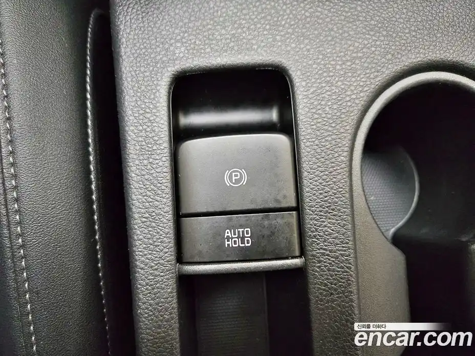 Kia Seltos 2024 1.6 Автомат в Москве № 132039, фото 9