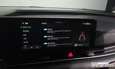 Kia Canival 2024 3.5 Автомат в Москве № 132509, миниатюра 11