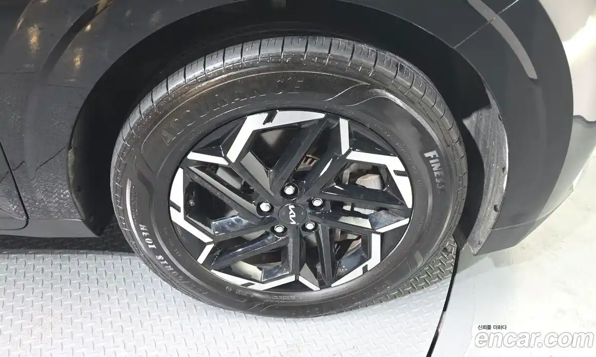 Kia Canival 2024 3.5 Автомат в Москве № 132509, фото 20