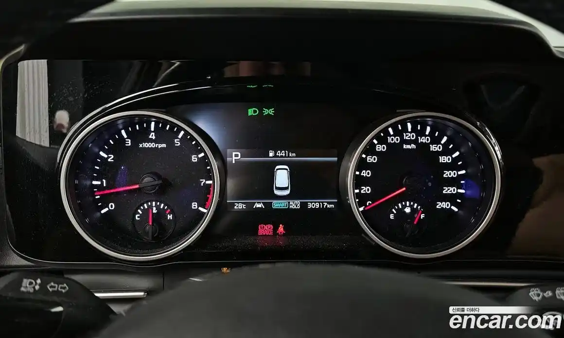 Kia Canival 2023 3.5 Автомат в Москве № 132607, фото 11