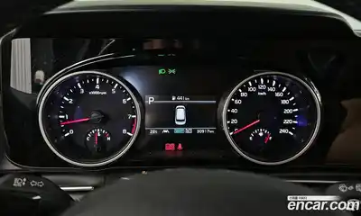 Kia Canival 2023 3.5 Автомат в Москве № 132607, миниатюра 11