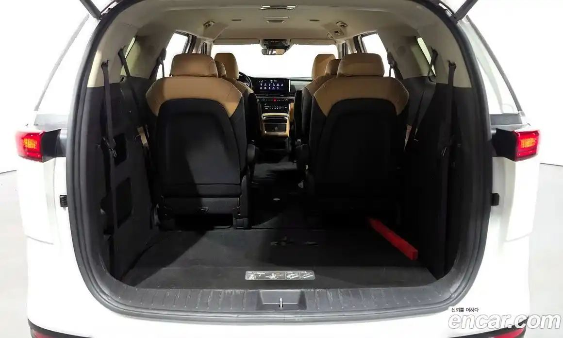 Kia Canival 2022 2.2 Автомат в Москве № 133032, фото 20