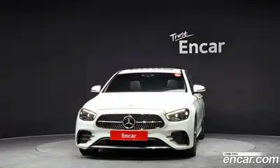 Mercedes-Benz E-Class 2023 2.0 Автомат в Москве № 138740, миниатюра 3