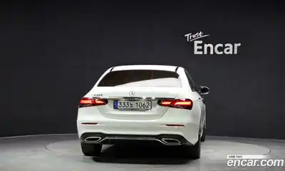 Mercedes-Benz E-Class 2023 2.0 Автомат в Москве № 138740, миниатюра 4