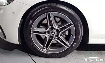 Mercedes-Benz E-Class 2023 2.0 Автомат в Москве № 138740, миниатюра 5