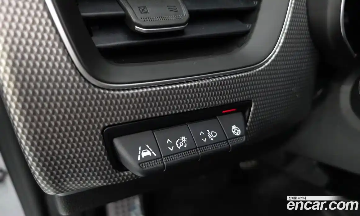 Renault XM3 2023 1.3 Автомат в Москве № 140866, фото 17