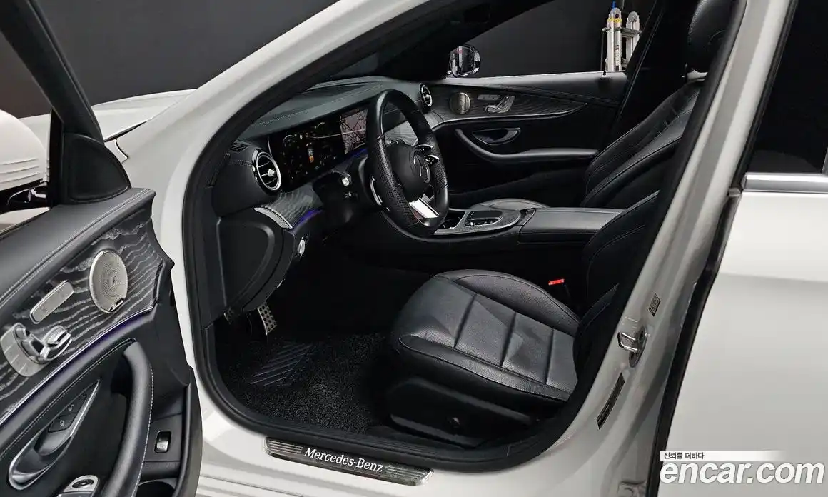 Mercedes-Benz E-Class 2022 2.0 Автомат в Москве № 141578, фото 11