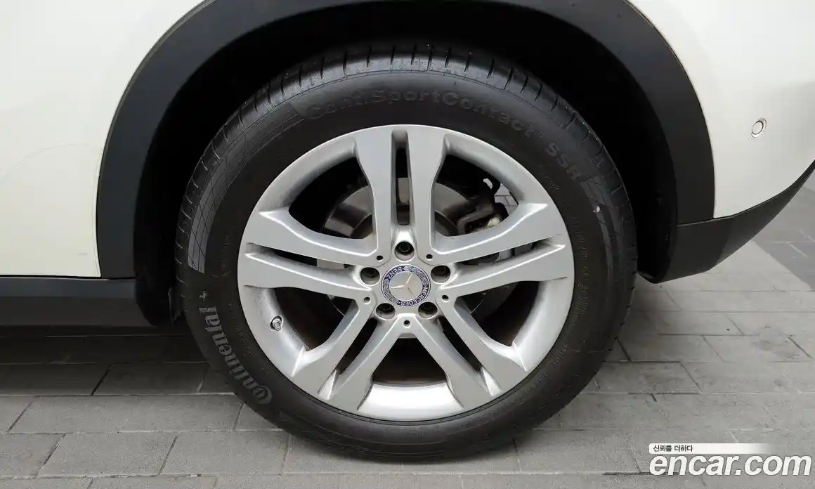 Mercedes-Benz GLA-Class 2016 2.1 Автомат в Москве № 143114, фото 18