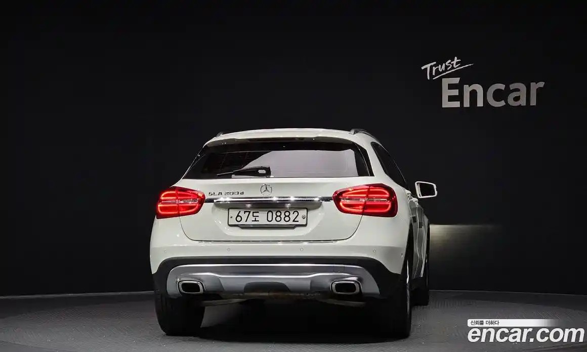 Mercedes-Benz GLA-Class 2016 2.1 Автомат в Москве № 143114, фото 4