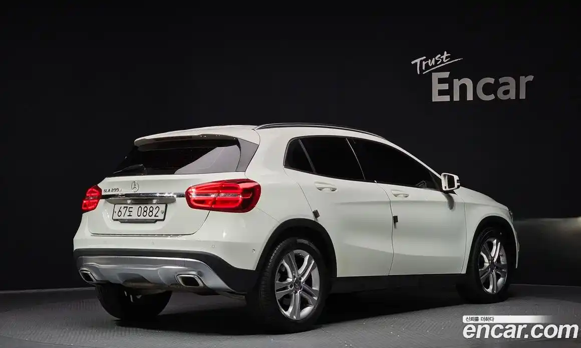 Mercedes-Benz GLA-Class 2016 2.1 Автомат в Москве № 143114, фото 8