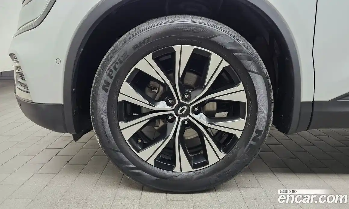 Renault QM6 2023 2.0 Автомат в Москве № 145148, фото 16