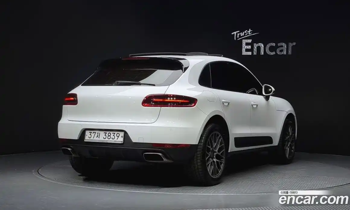Porsche Macan 2018 2.0 Автомат в Москве № 148609, фото 5