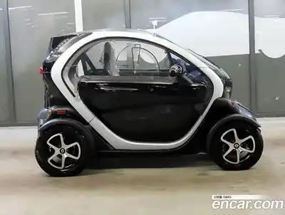 Renault Twizy 2018 0.1 Вариатор в Москве № 151978, миниатюра 3