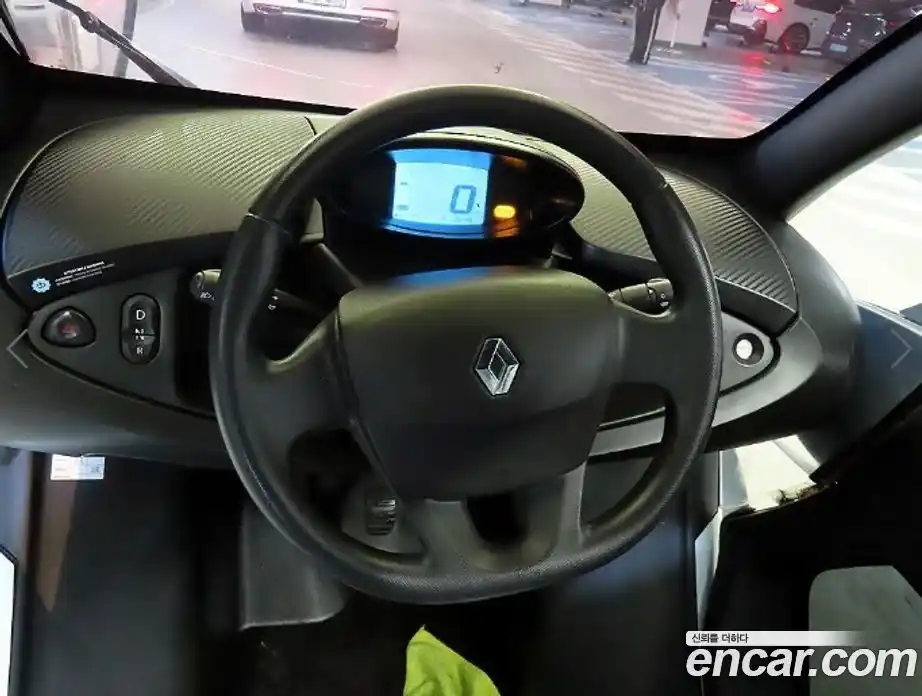 Renault Twizy 2018 0.1 Вариатор в Москве № 151978, фото 7