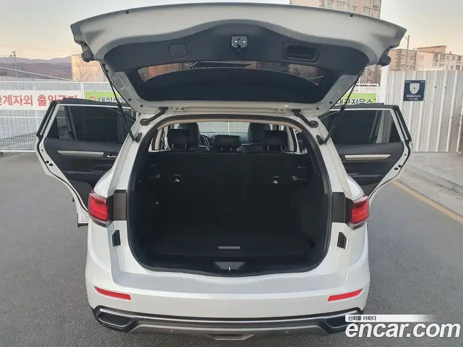 Renault QM6 2023 2.0 Автомат в Москве № 152426, фото 12