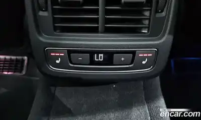 Audi e-tron GT 2022 0.1 Автомат в Москве № 153453, миниатюра 3