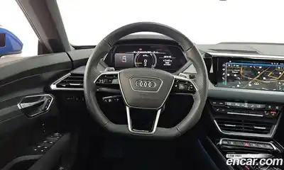 Audi e-tron GT 2022 0.1 Автомат в Москве № 153453, миниатюра 4