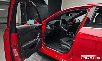 Audi A4 2023 2.0 Автомат в Москве № 156796, миниатюра 11