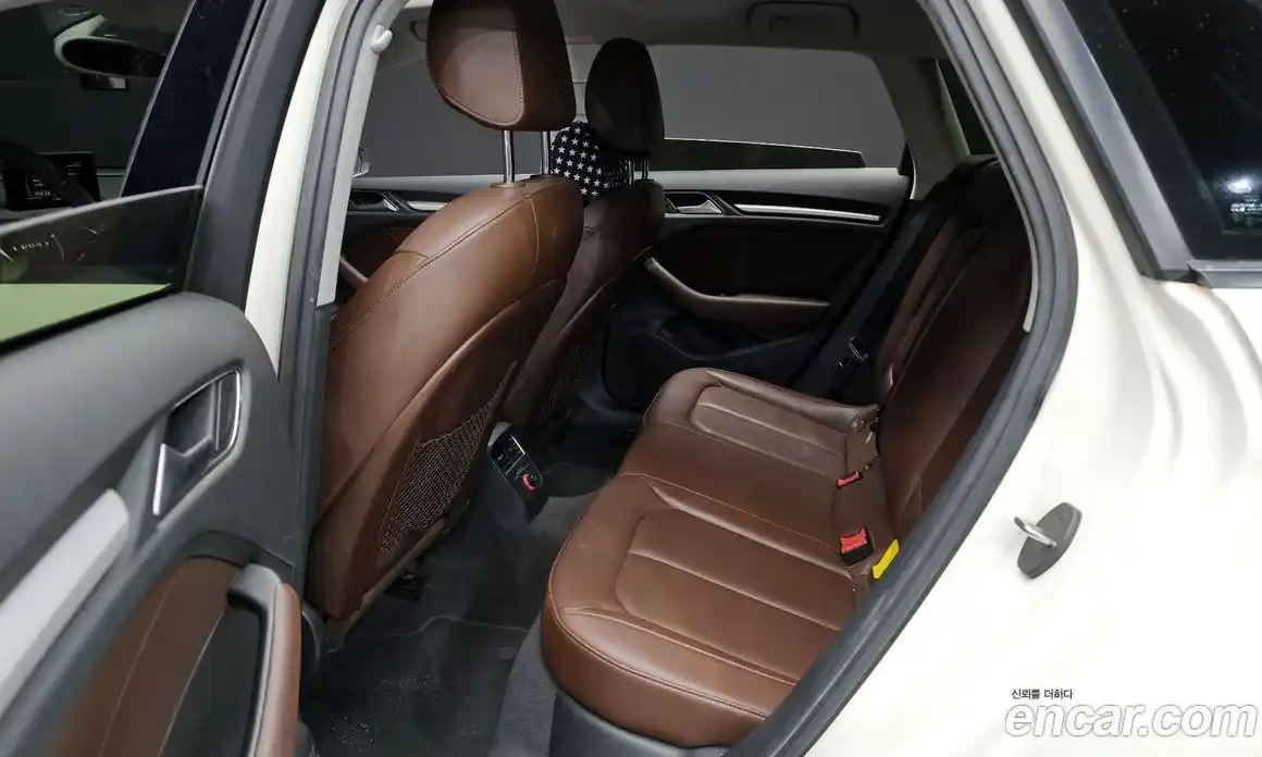 Audi A3 2015 1.6 Автомат в Москве № 159127, фото 12