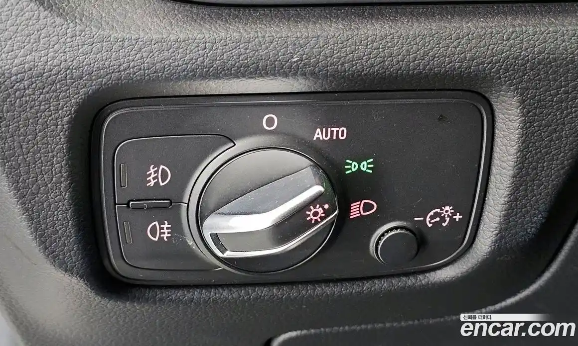 Audi A3 2015 1.6 Автомат в Москве № 159127, фото 14