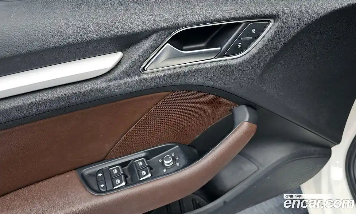 Audi A3 2015 1.6 Автомат в Москве № 159127, фото 19