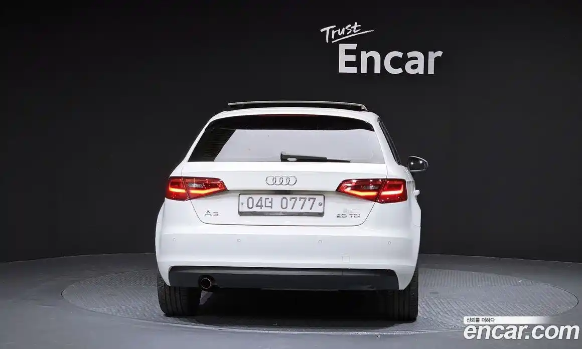 Audi A3 2015 1.6 Автомат в Москве № 159127, фото 4