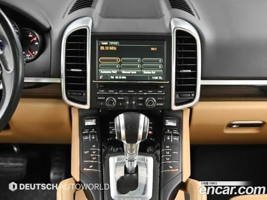 Porsche Cayenne 2015 3.0 Автомат в Москве № 159417, фото 14