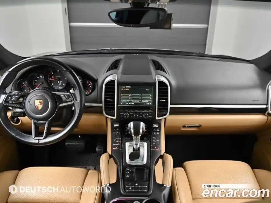 Porsche Cayenne 2015 3.0 Автомат в Москве № 159417, фото 7