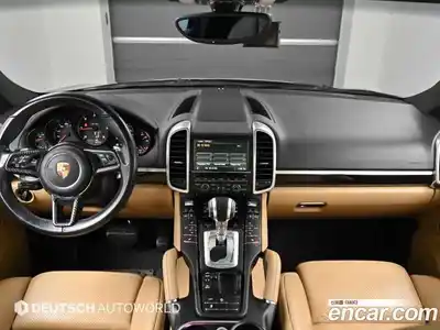 Porsche Cayenne 2015 3.0 Автомат в Москве № 159417, миниатюра 7