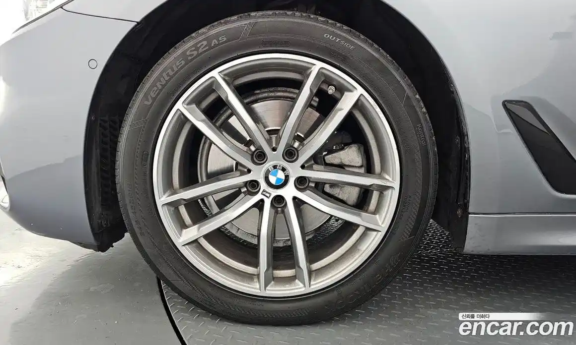 BMW 5-Series 2017 2.0 Автомат в Москве № 159580, фото 13