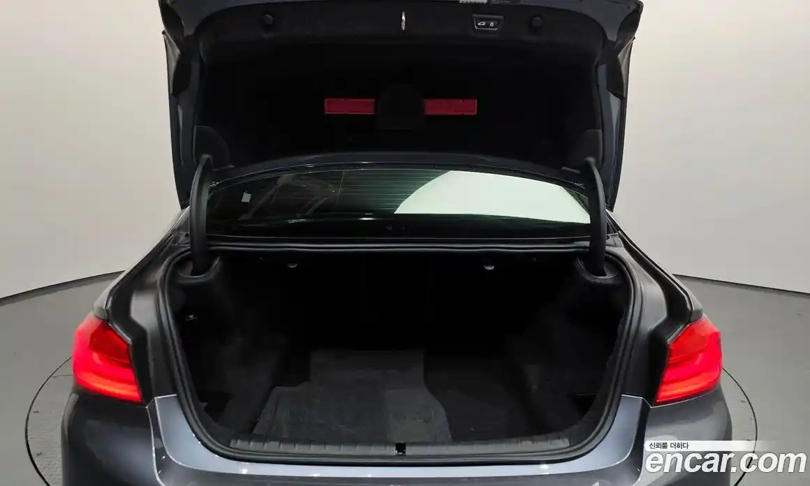 BMW 5-Series 2017 2.0 Автомат в Москве № 159580, фото 20