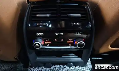 BMW 5-Series 2017 2.0 Автомат в Москве № 159580, миниатюра 3