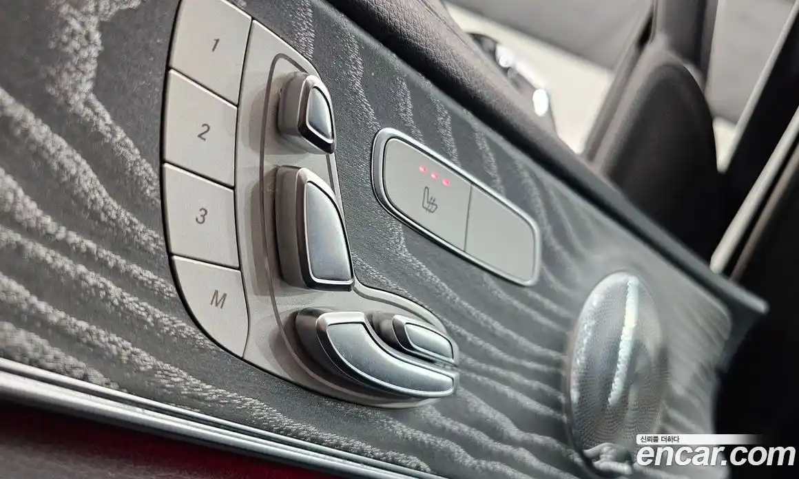 Mercedes-Benz E-Class 2021 2.0 Автомат в Москве № 160508, фото 3