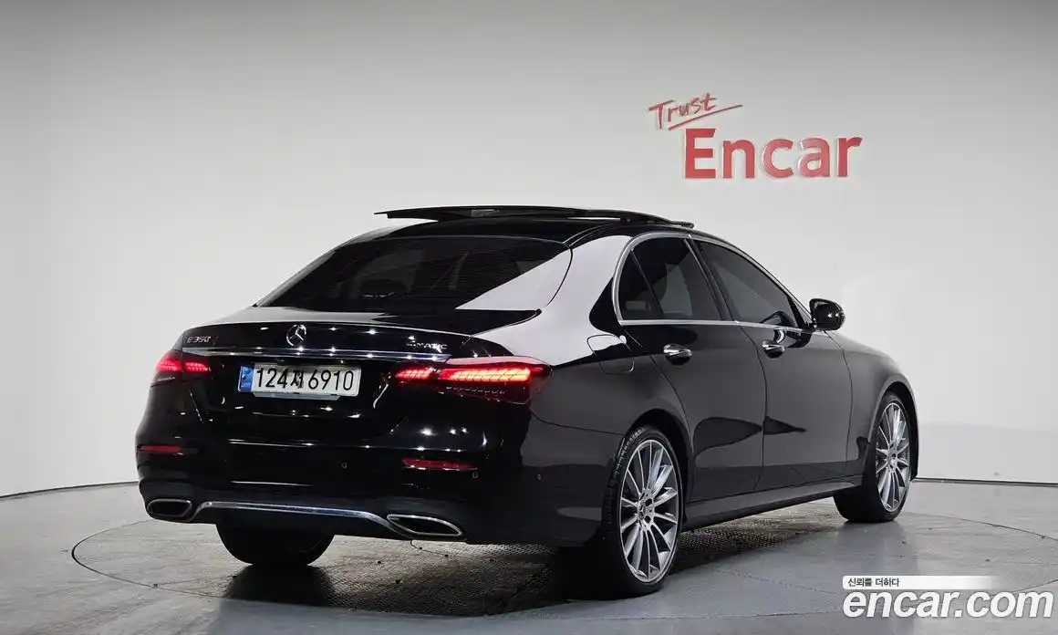 Mercedes-Benz E-Class 2021 2.0 Автомат в Москве № 160508, фото 8